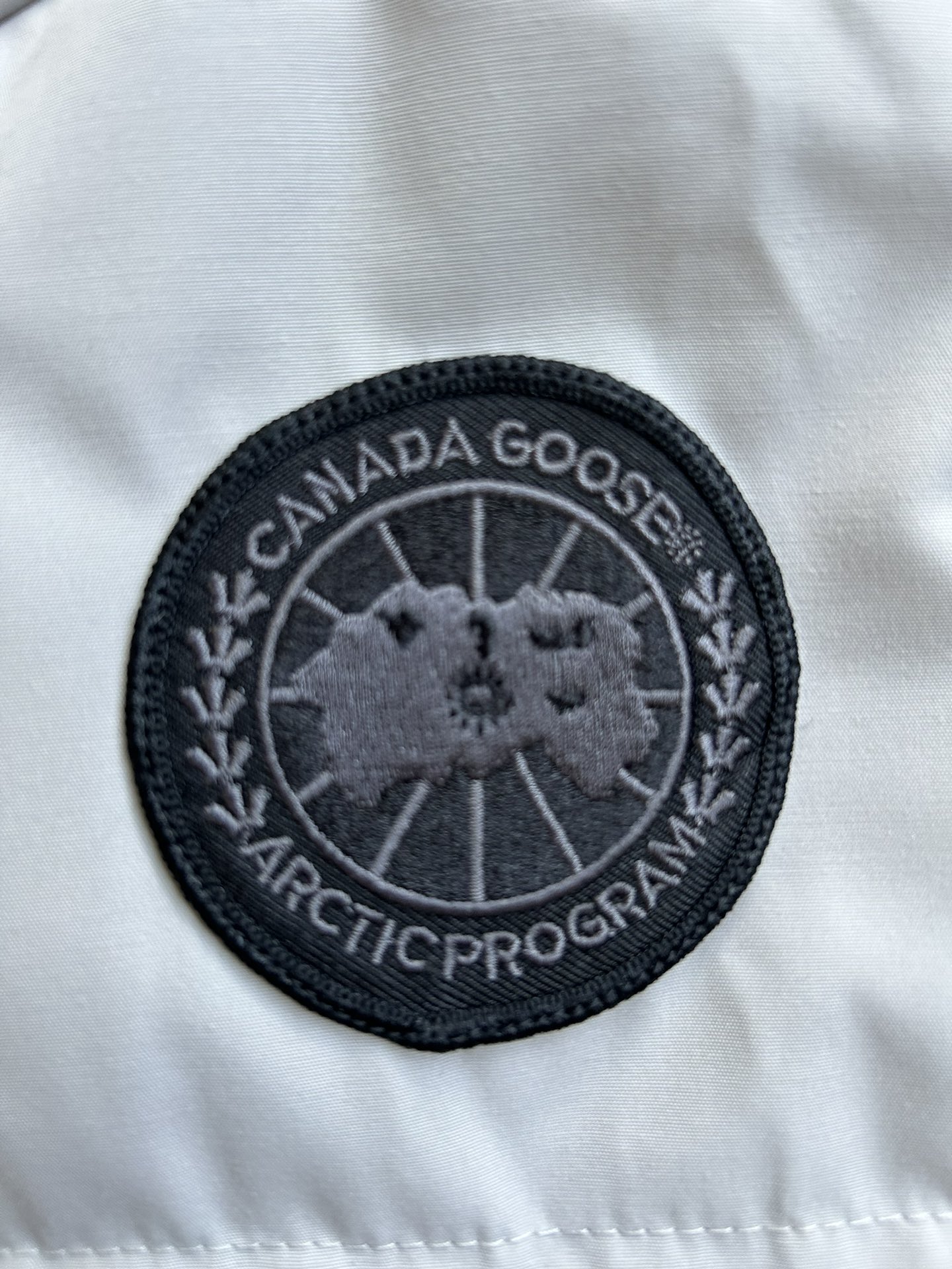 Bagsaaa Can*a G00se Mystique Parka Heritage White