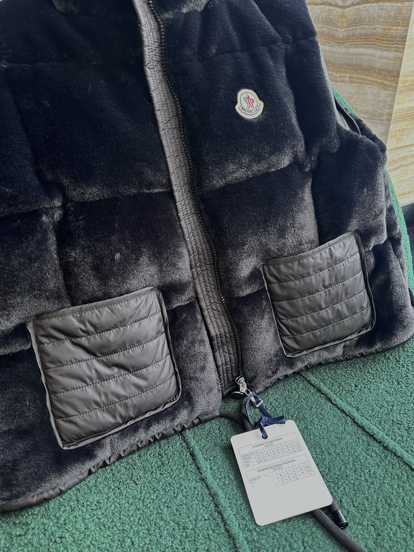 Bagsaaa Moncler Arques Teddy Down Gilet Black