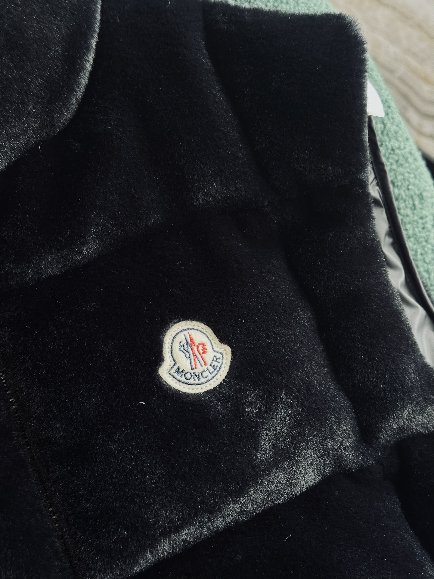 Bagsaaa Moncler Arques Teddy Down Gilet Black