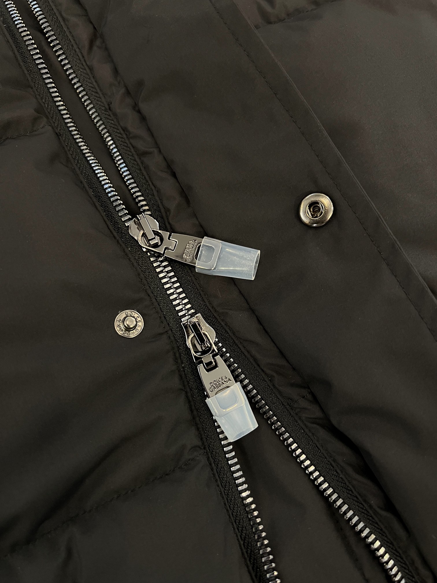 Bagsaaa D&G Nylon Down Jacket With Hood And Branded Tag Black