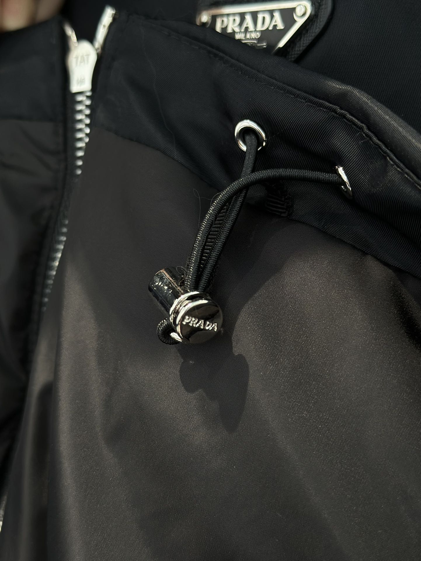 Bagsaaa Pra*a Re-Nylon down jacket black