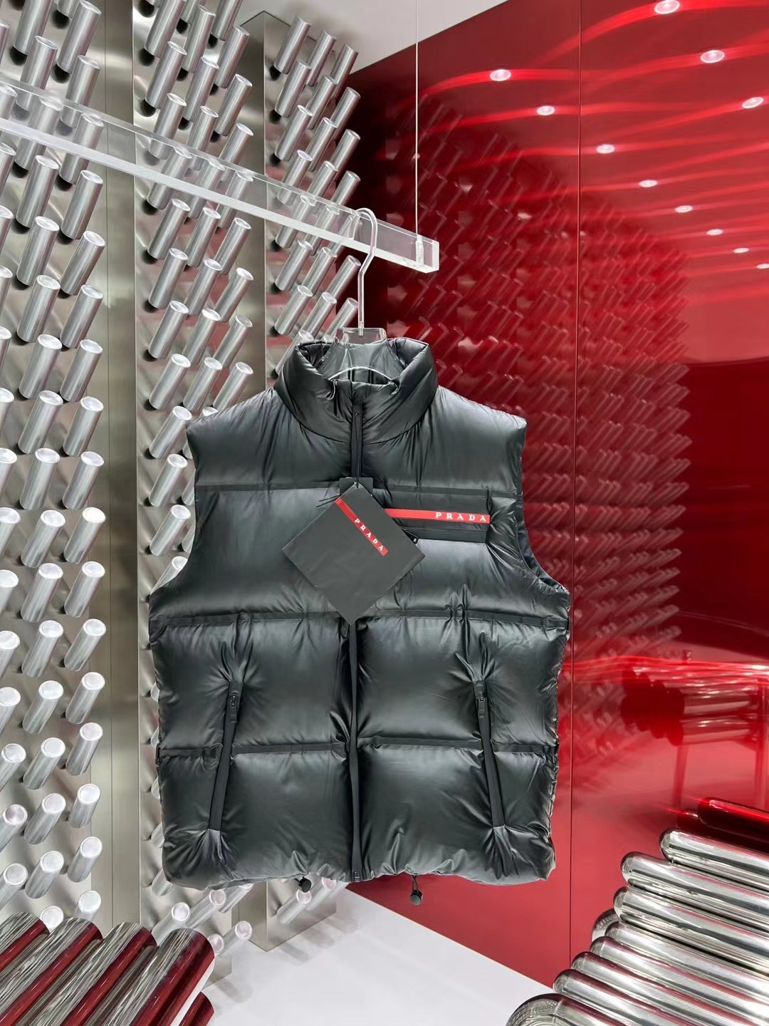 Bagsaaa Pra*a Light Re-Nylon down vest black