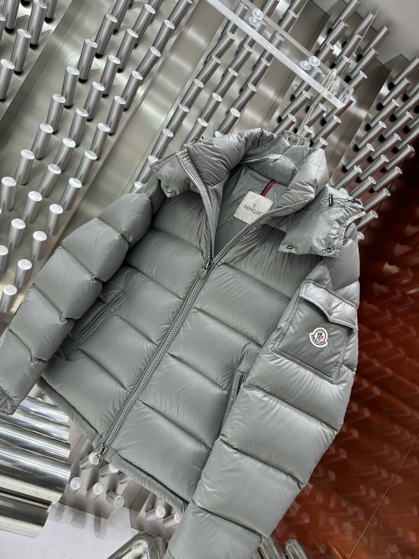 Bagsaaa Moncler Enfant Gles puffer jacket gray