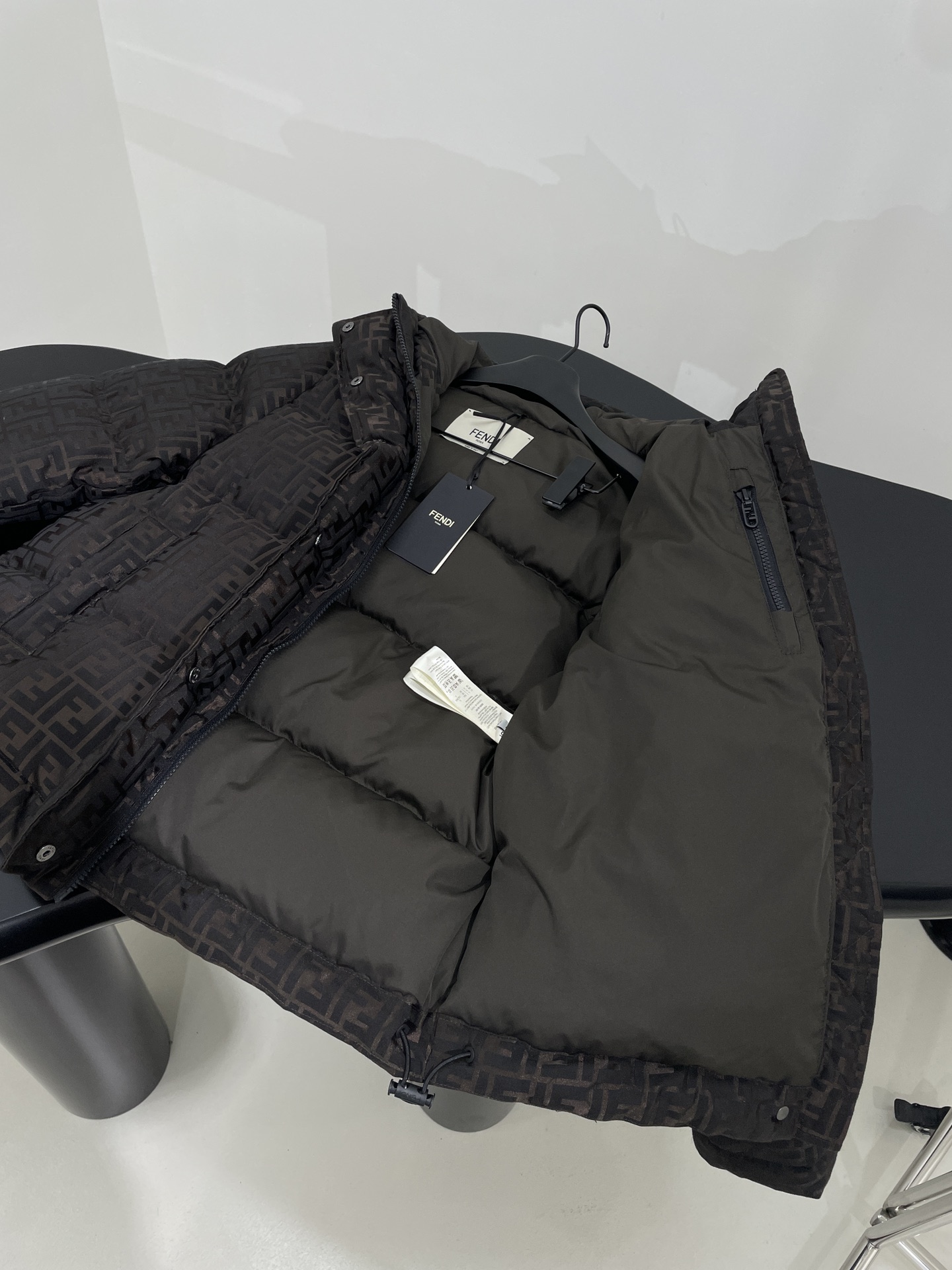 Bagsaaa F**di Down jacket Black FF nylon down jacket