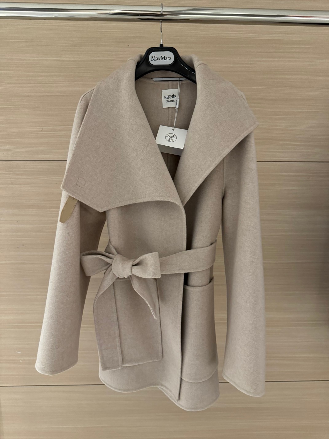 Bagsaaa H**me5 Cashmere coat beige