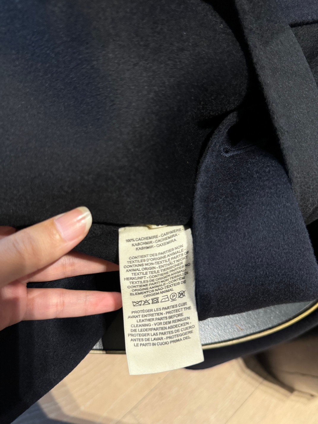 Bagsaaa H**me5 Cashmere coat black