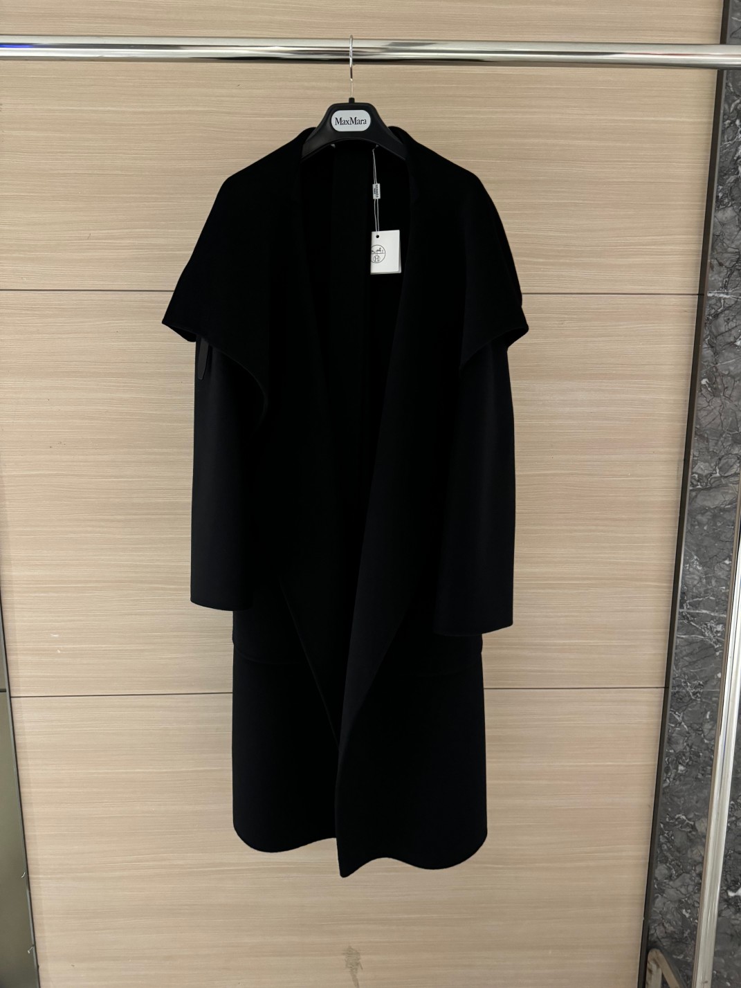 Bagsaaa H**me5 Cashmere long coat black