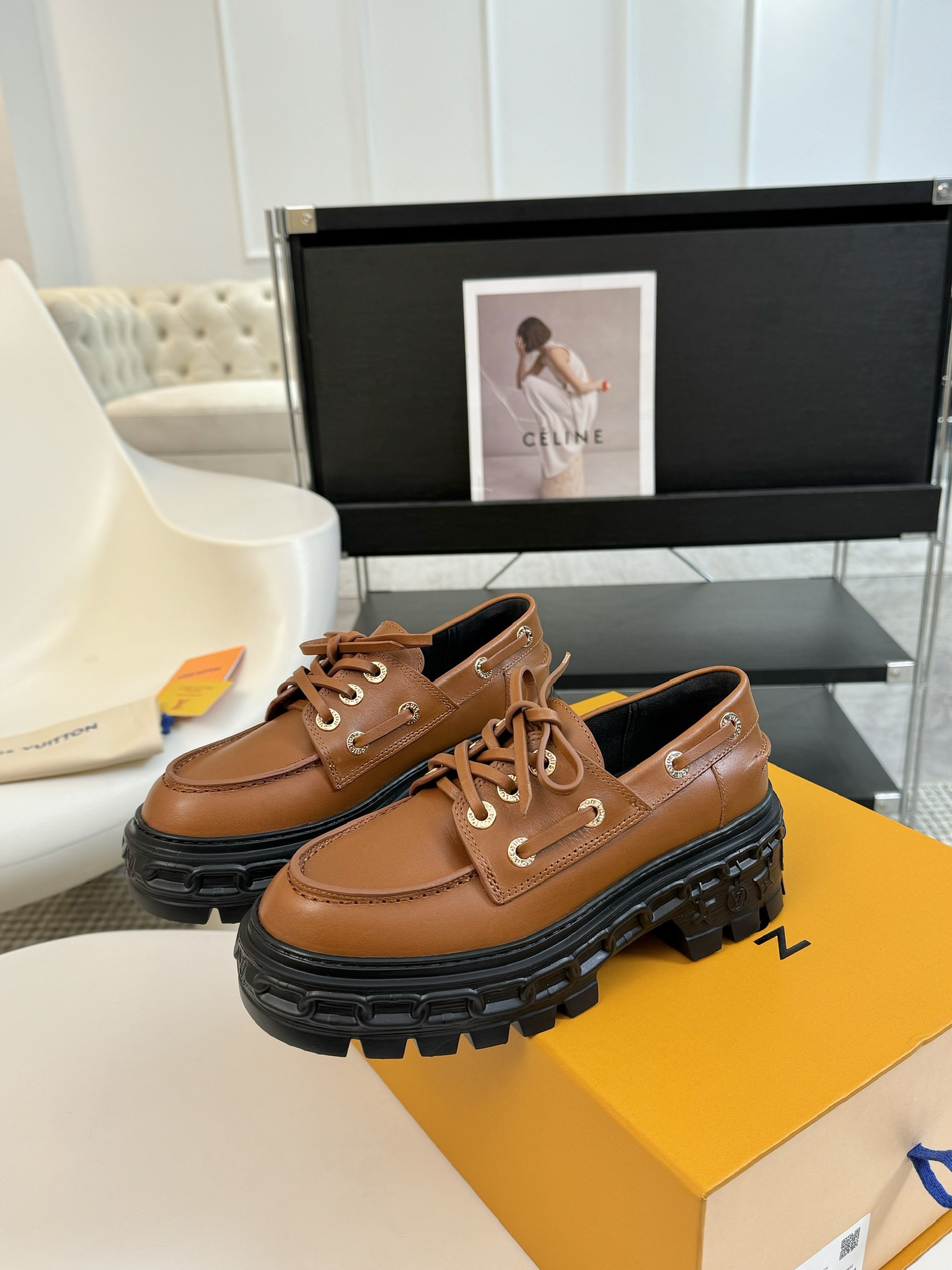 Bagsaaa L0vis Vvtt0n LV Record Boat Shoe Brown