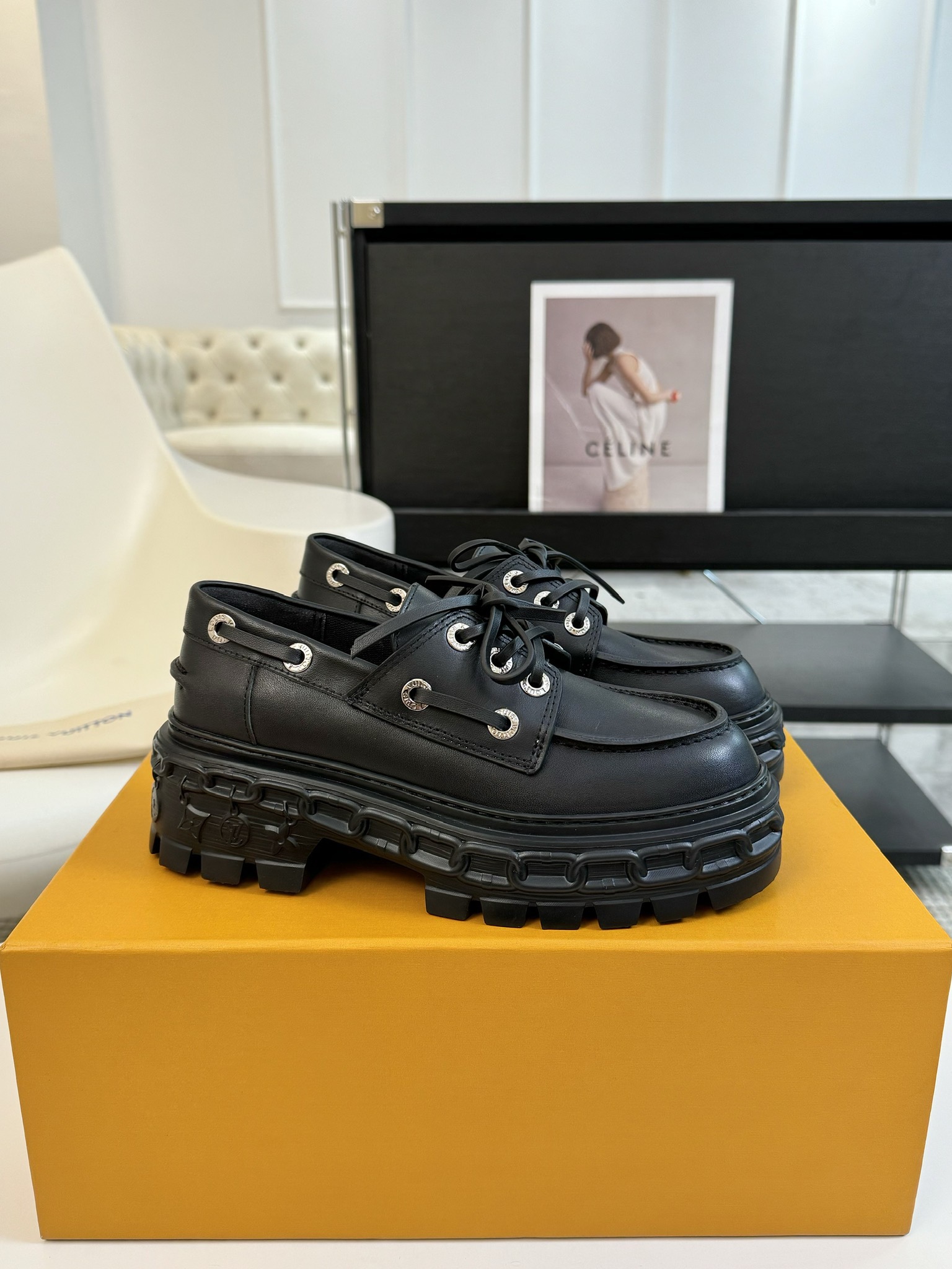 Bagsaaa L0vis Vvtt0n LV Record Boat Shoe Black