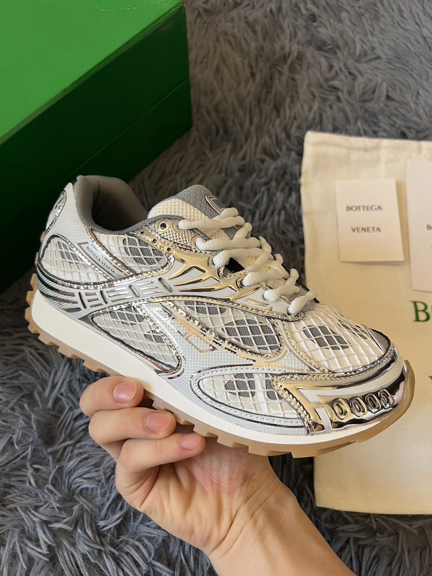 Bagsaaa B0tt*ga Ven*ta Orbit Sneaker Silver/White