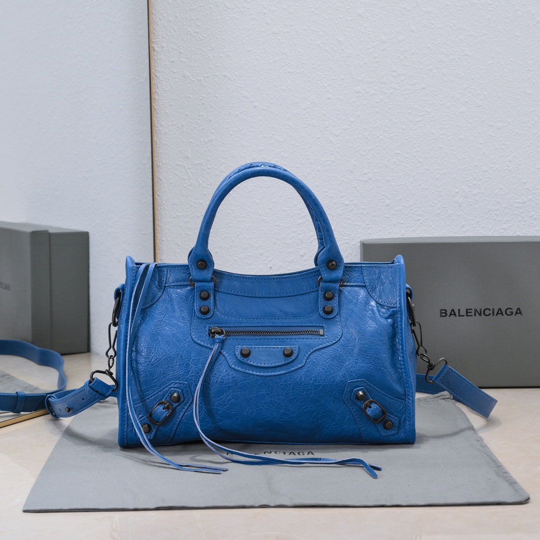 Bagsaaa Ba1en*iaga Le City Small Bag in blue - 30x20x11cm