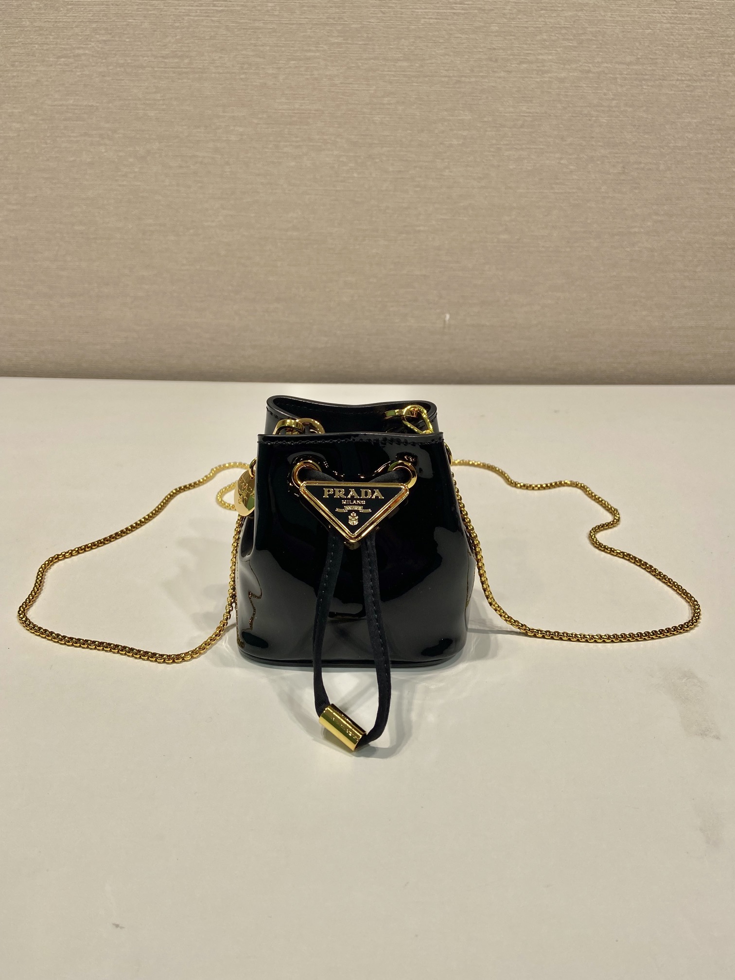 Bagsaaa Pra*a Patent leather mini-pouch black - 9.5cm
