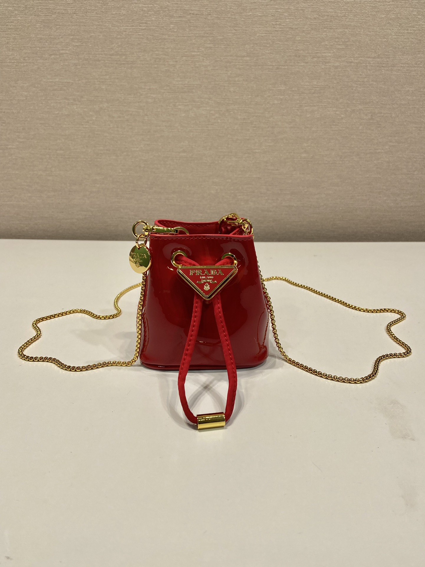 Bagsaaa Pra*a Patent leather mini-pouch red - 9.5cm