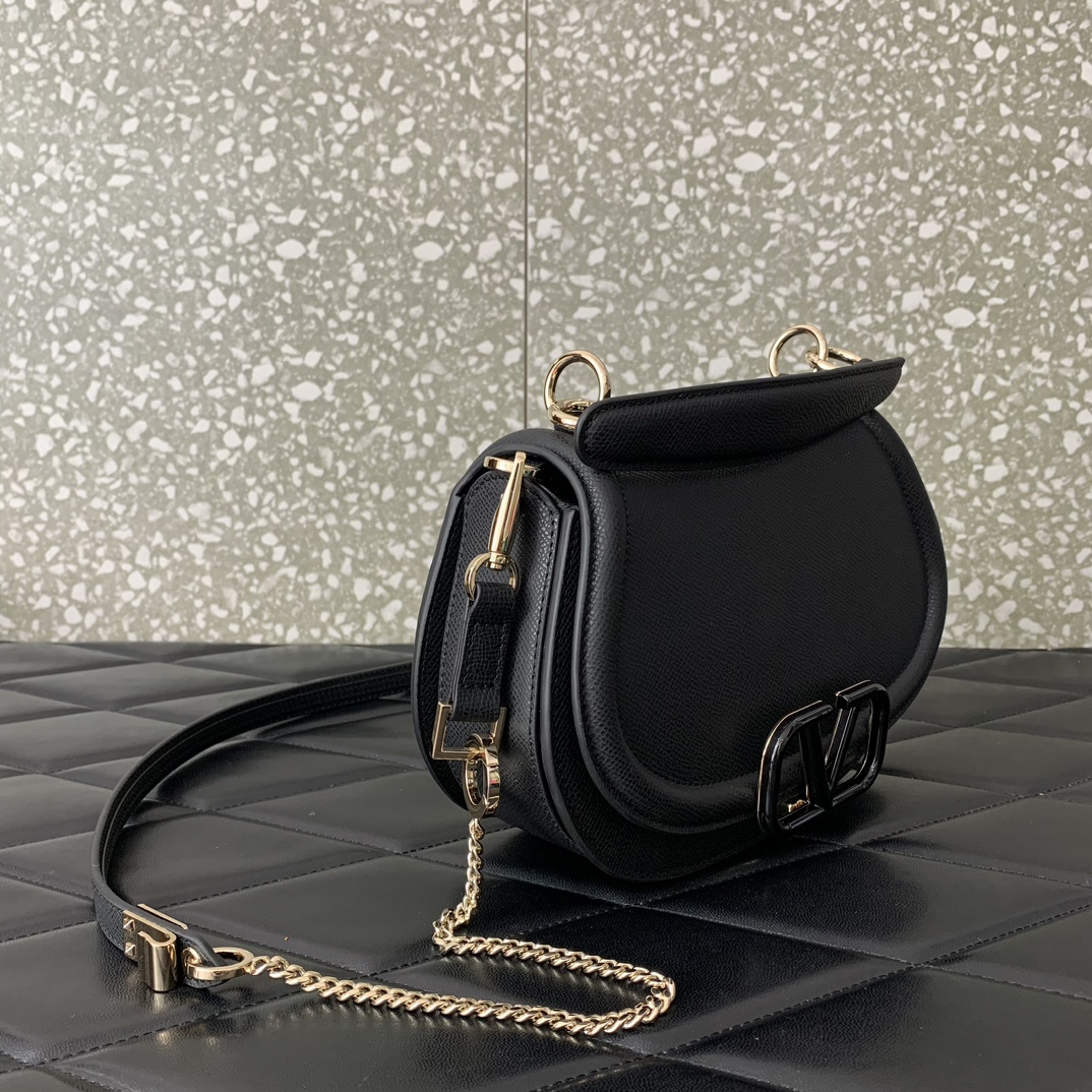 Bagsaaa Va1e*ntin0 Vsling Shoulder Bag In Grainy Calfskin Black - 22x15x5 cm