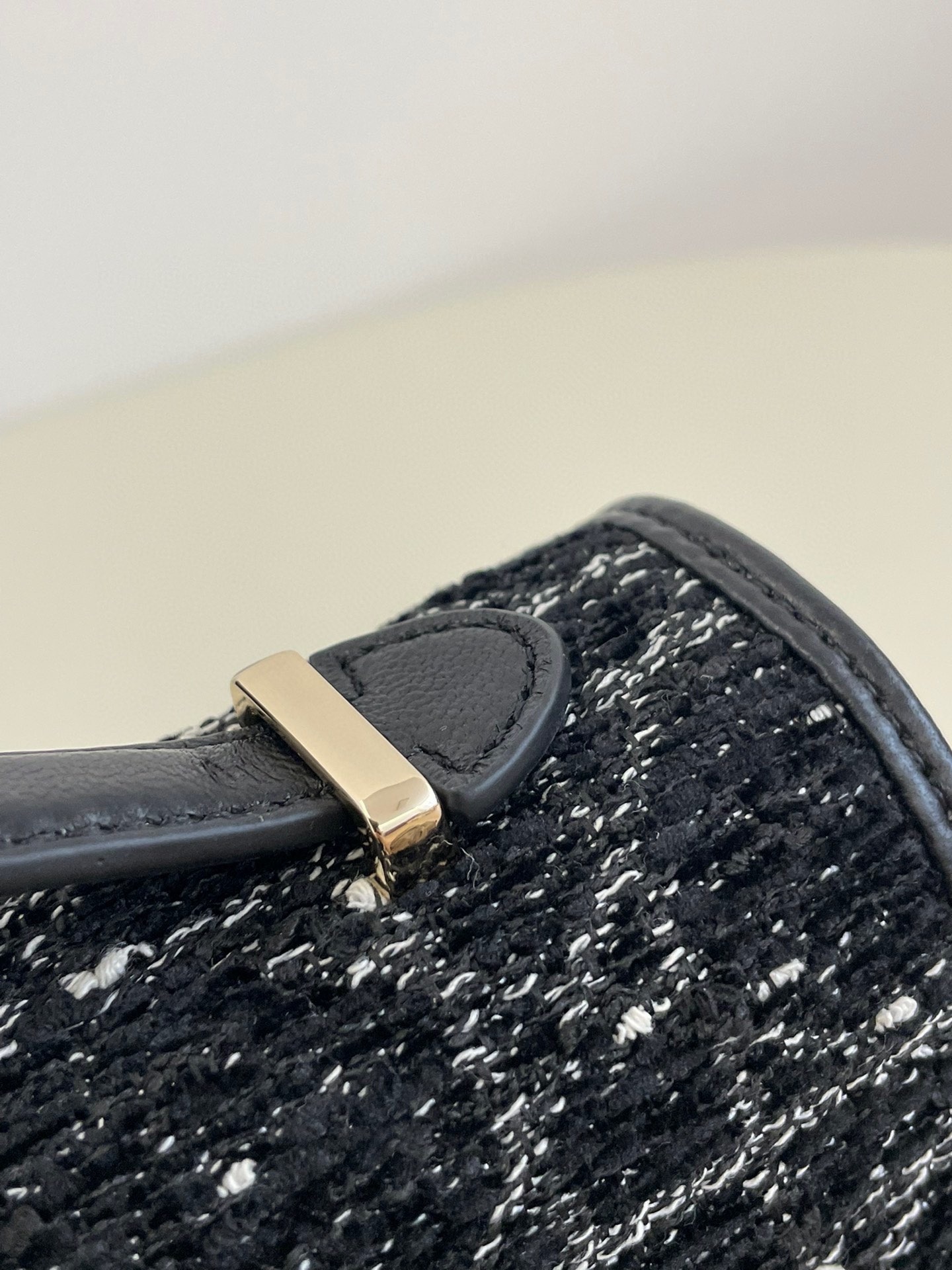 Bagsaaa My D10r Top Handle Bag Black Cannage Tweed - 24cm