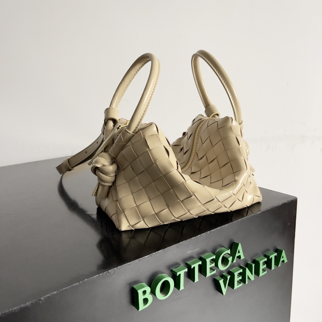 Bagsaaa B0tt*ga Ven*ta Top Handle Loop 796615 Beige - 13x21x13cm