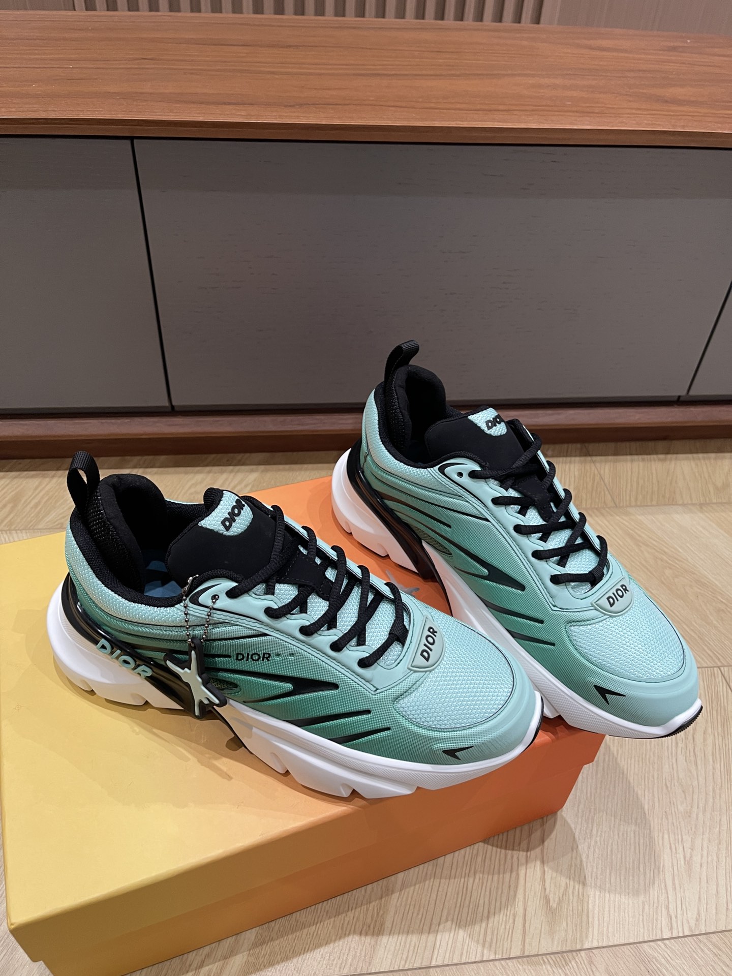 Bagsaaa D10r And Lewis Hamilton B44 Blade Sneaker Gradient Green