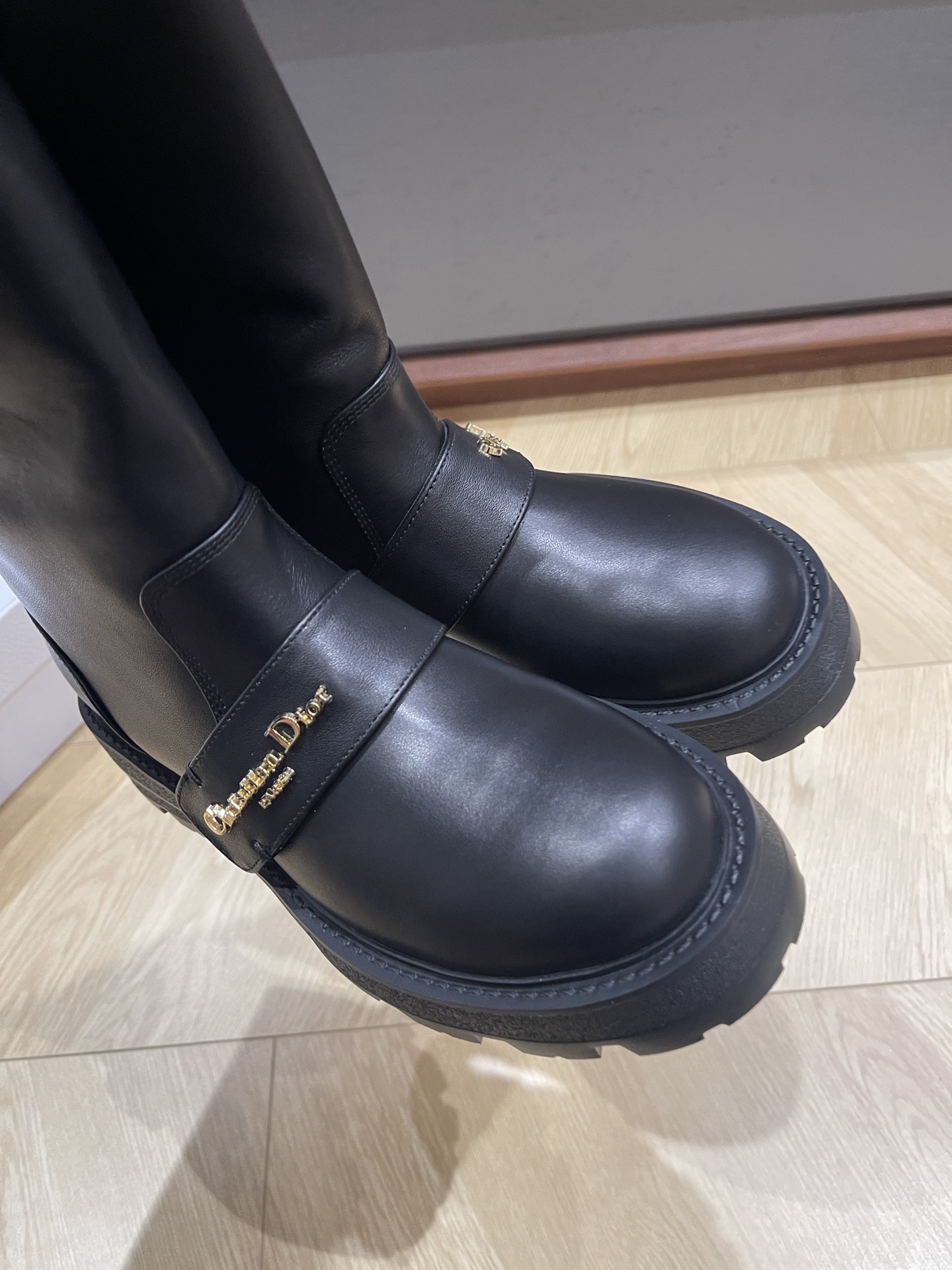Bagsaaa D10r D-Quest Boot Black Calfskin