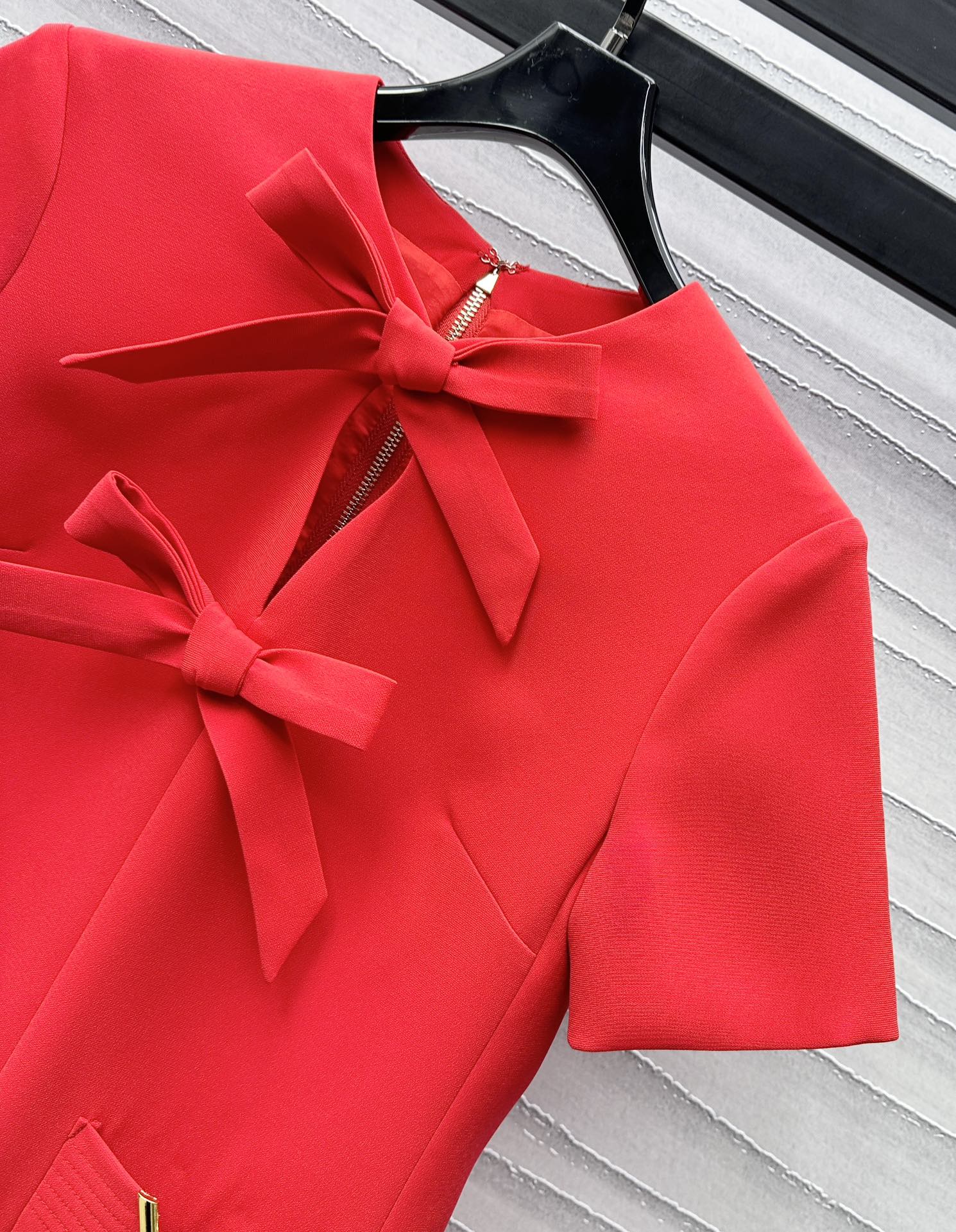 Bagsaaa Va1e*ntin0 Crepe Couture Short Dress Red