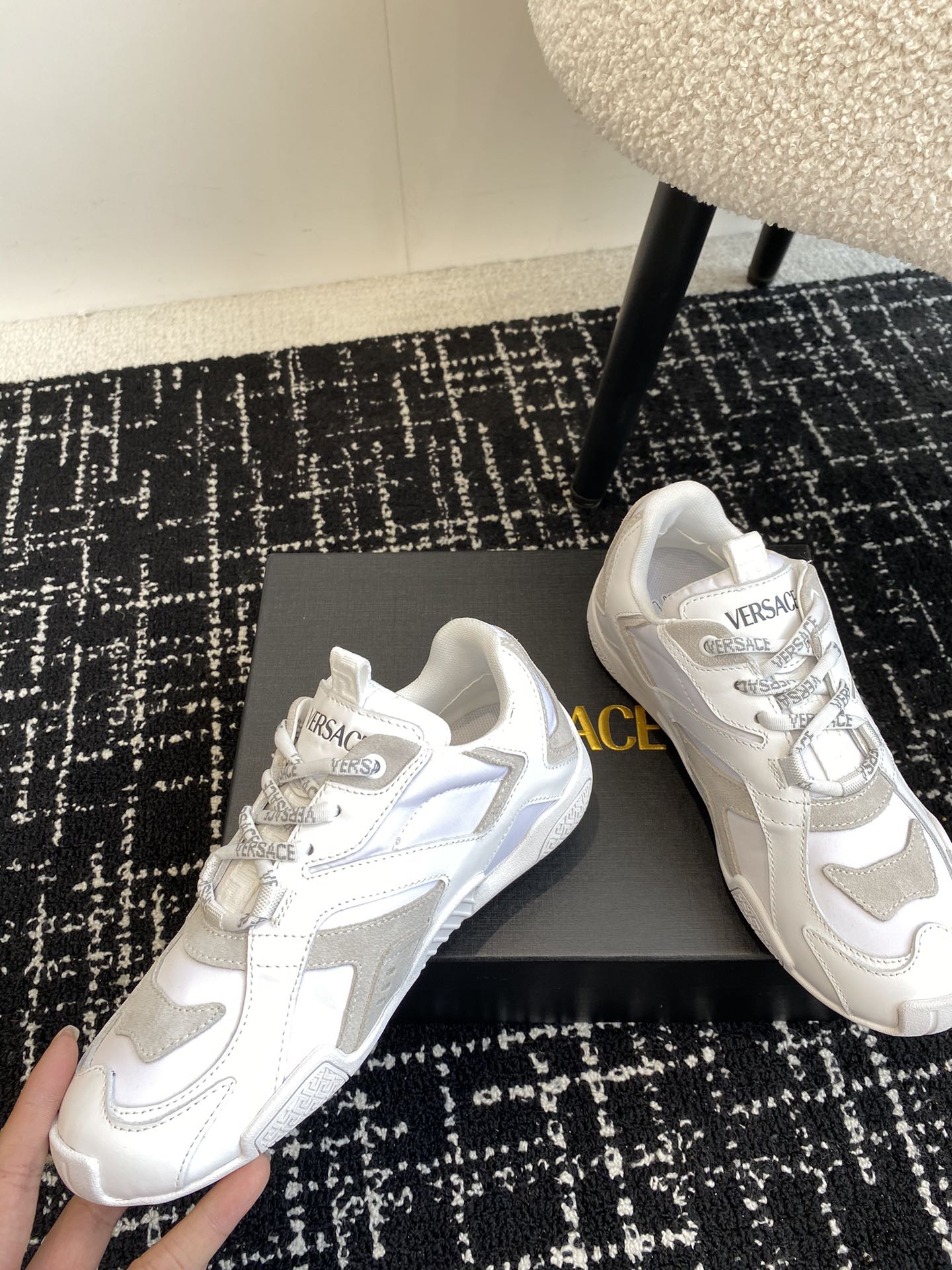 Bagsaaa Versace Galaxia Sneakers White