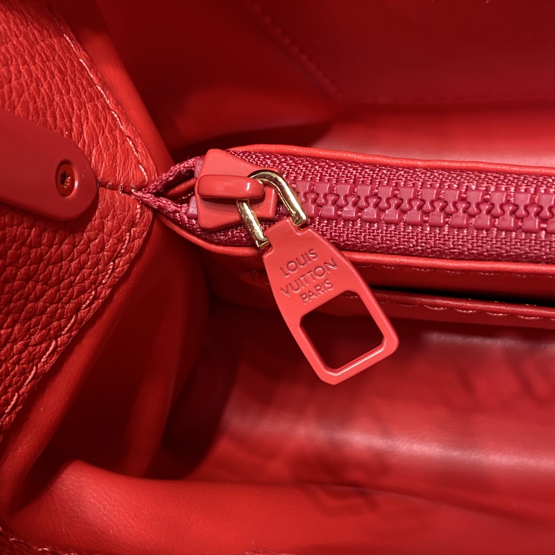 Bagsaaa L0vis Vvtt0n M11798 Capucines Mini Red - 21 x 13.6 x 8 cm