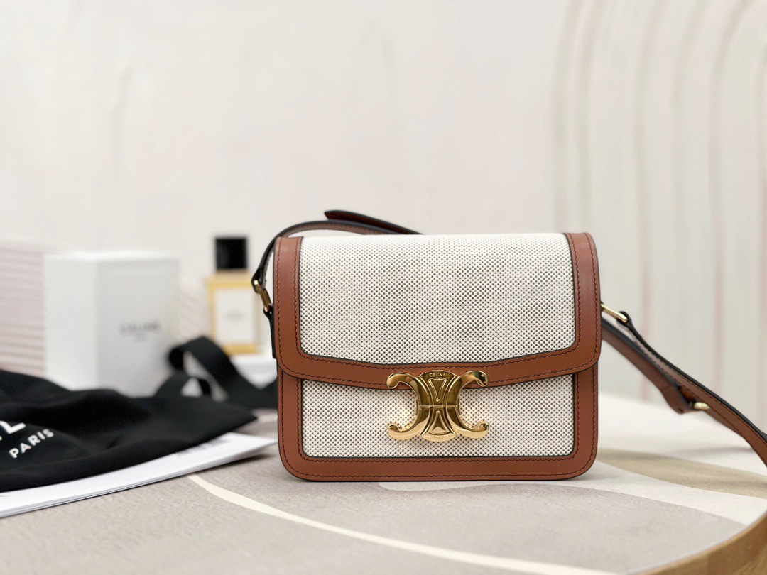 Bagsaaa Ce1i*e Teen Triomphe in Natural Textile and Tan Calfskin - 18.5 x 13.5 x 7 CM