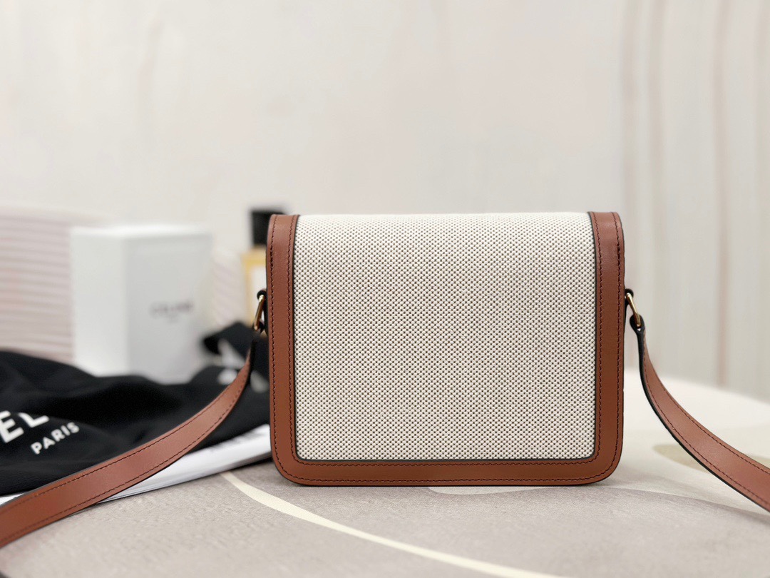Bagsaaa Ce1i*e Teen Triomphe in Natural Textile and Tan Calfskin - 18.5 x 13.5 x 7 CM