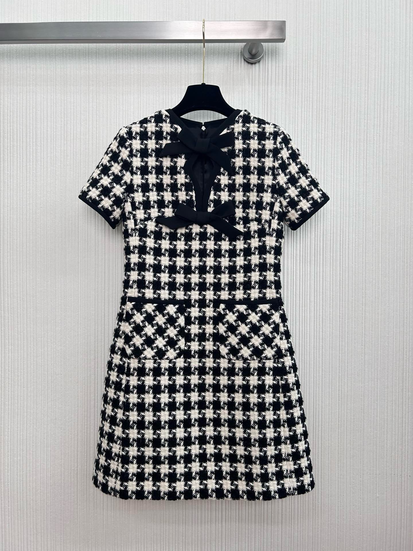Bagsaaa Va1e*ntin0 Damier Light Tweed Short Dress