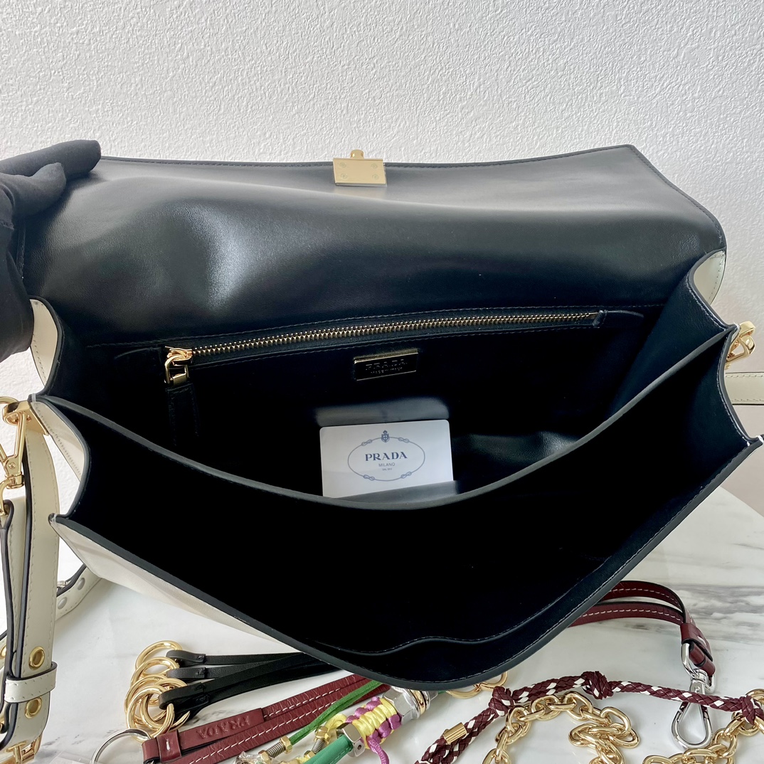 Bagsaaa Pra*a Soft Sound large leather shoulder bag with charms white - 35x19.5x10.5cm
