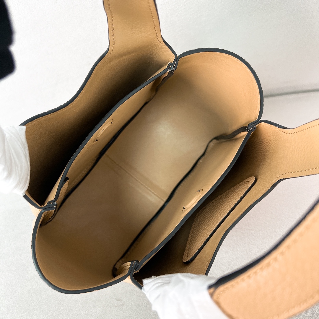 Bagsaaa Pra*a Leather mini bag 1BA349 beige - 18cm