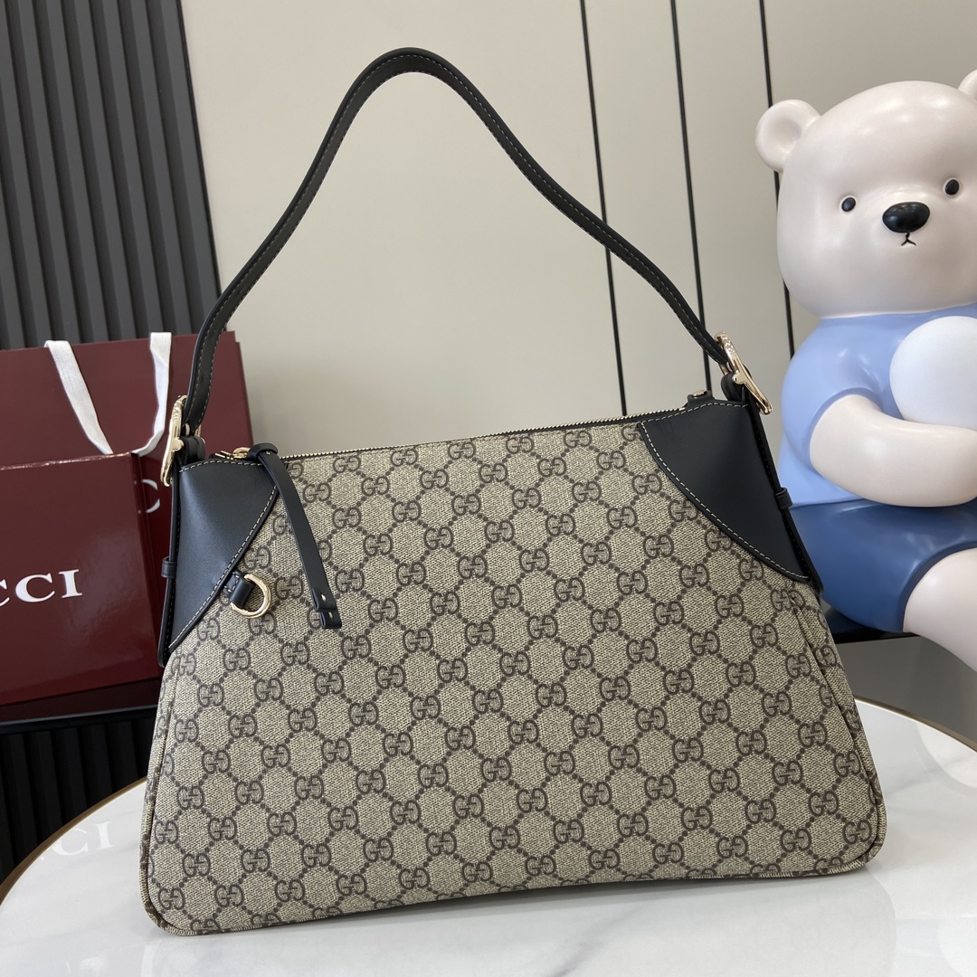 Bagsaaa Gvc*1 GG Emblem medium shoulder bag 815217 beige & black - 37 x 23 x 8cm