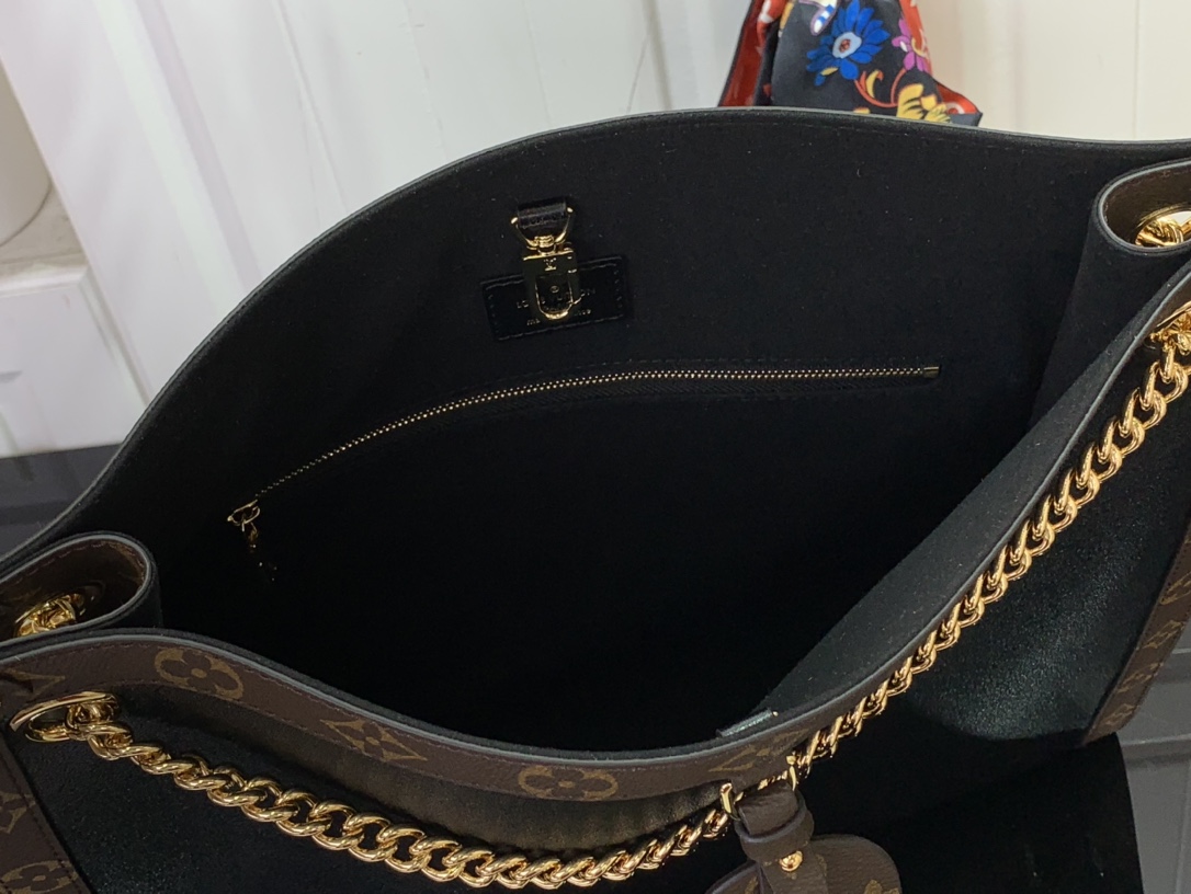 Bagsaaa L0vis Vvtt0n M13137 Nova MM Bag Black - 37 x 36 x 10 cm