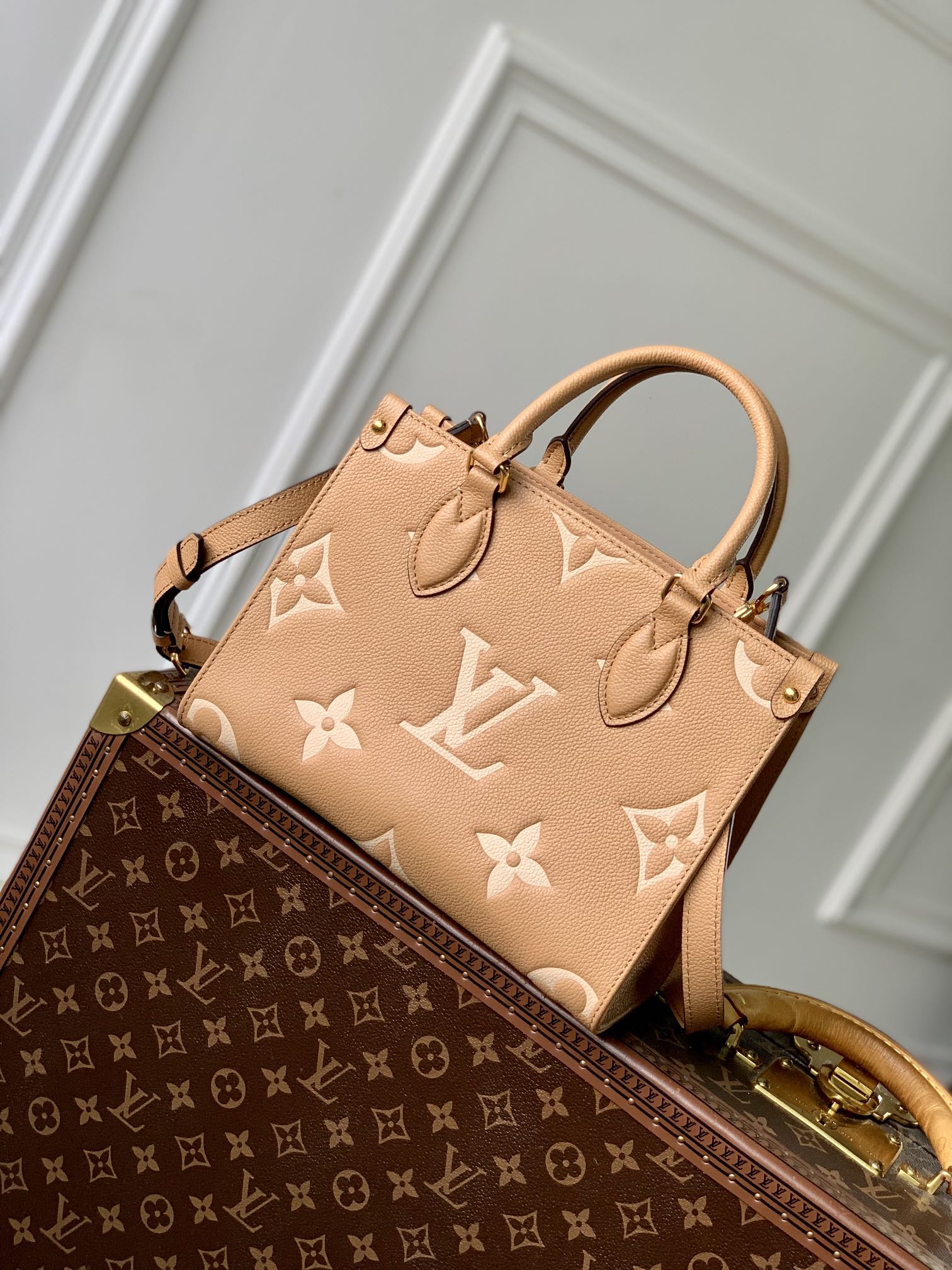 Bagsaaa L0vis Vvtt0n M12513 OnTheGo PM Tote Bag Beige/Cream - 25 x 19 x 11.5 cm