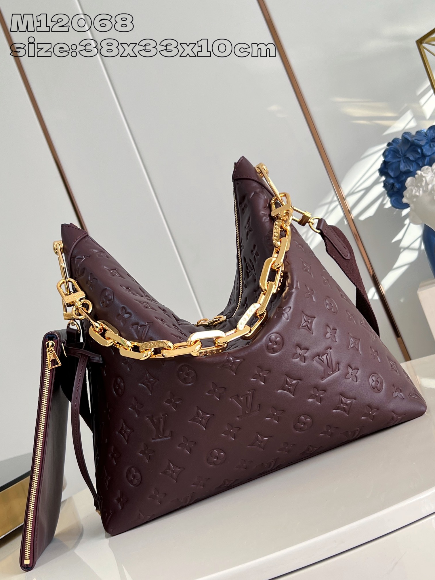Bagsaaa L0vis Vvtt0n M12072 Coussin MM Hobo Bag Chocolate - 38 x 33 x 10 cm