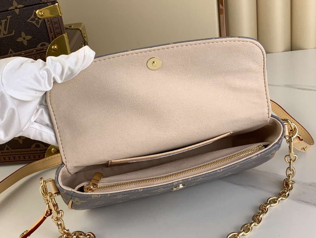Bagsaaa L0vis Vvtt0n M12778 Ivy Wallet on Chain Bag Trianon Grey - 23.5 x 12 x 4.3 cm