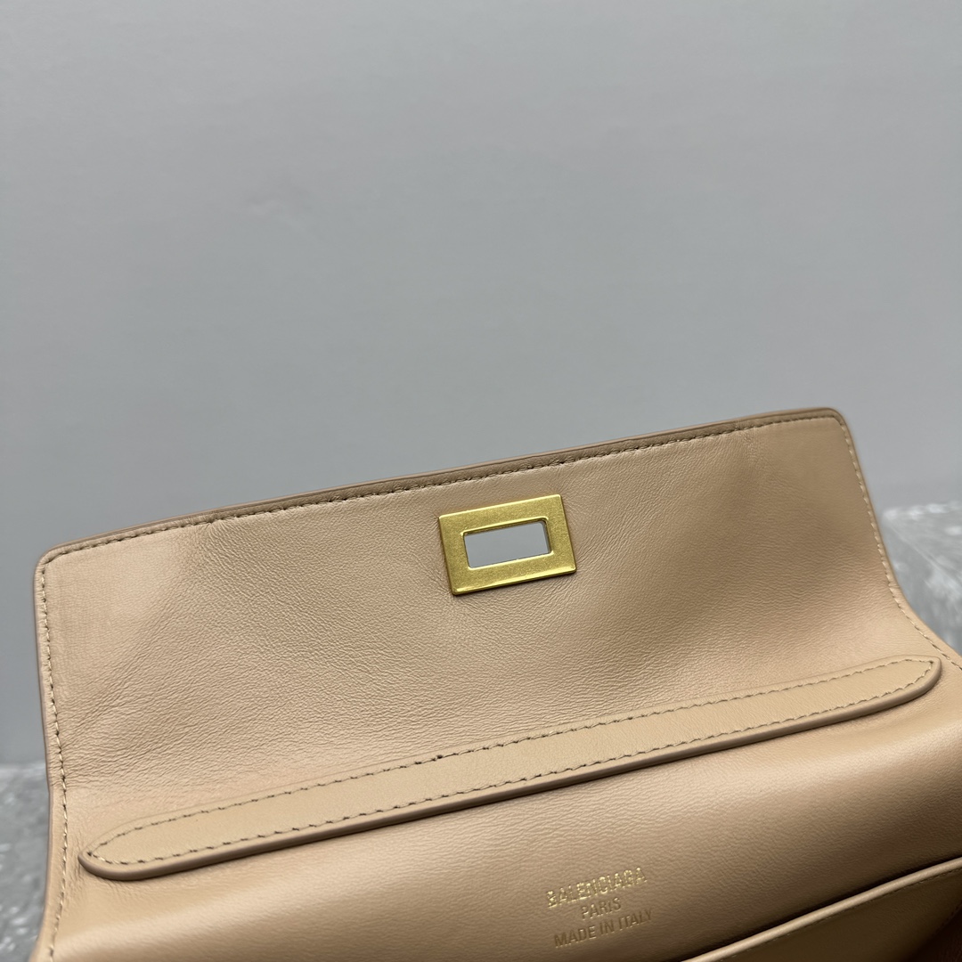 Bagsaaa Ba1en*iaga Rodeo Mini Handbag in Beige - 23x10x8cm