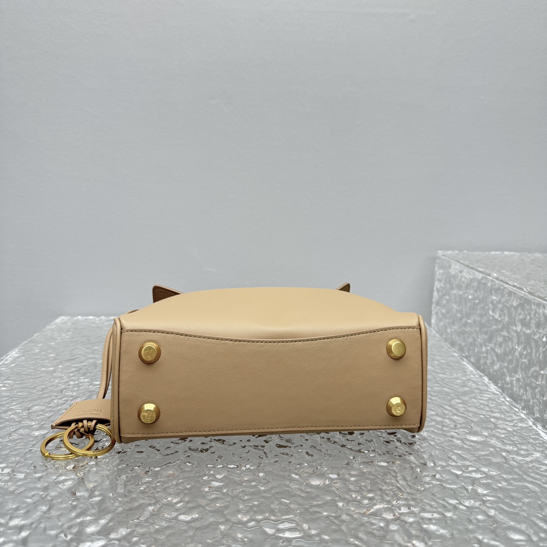Bagsaaa Ba1en*iaga Rodeo Mini Handbag in Beige - 23x10x8cm