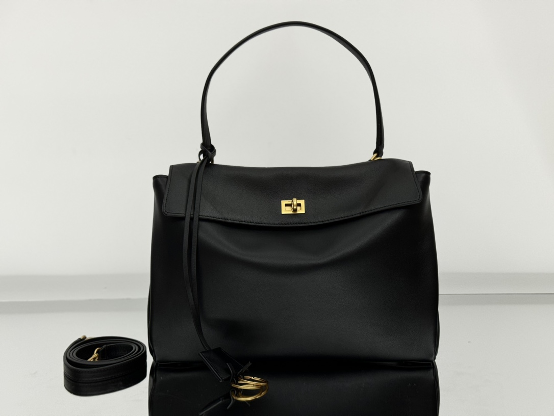 Bagsaaa Ba1en*iaga Rodeo Medium Handbag in Black & Gold - 35x23x11 cm
