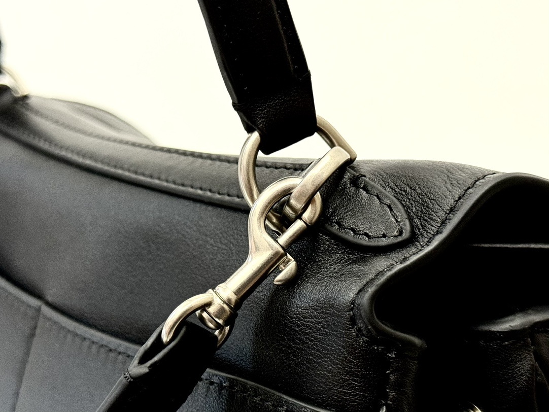 Bagsaaa Ba1en*iaga Rodeo Medium Handbag in Black & Silver - 35x23x11 cm