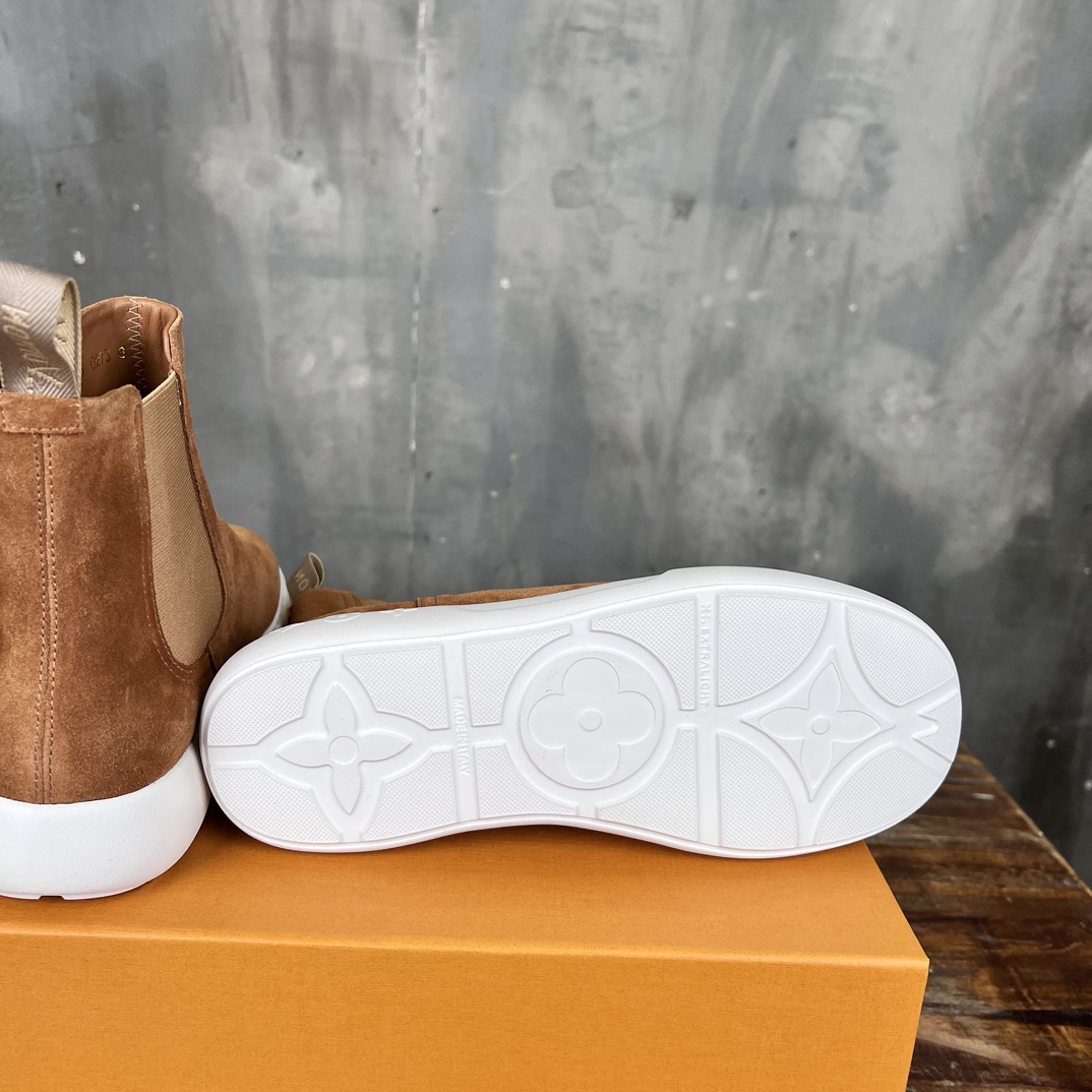 Bagsaaa LV Pacific Chelsea Boot Brown Suede