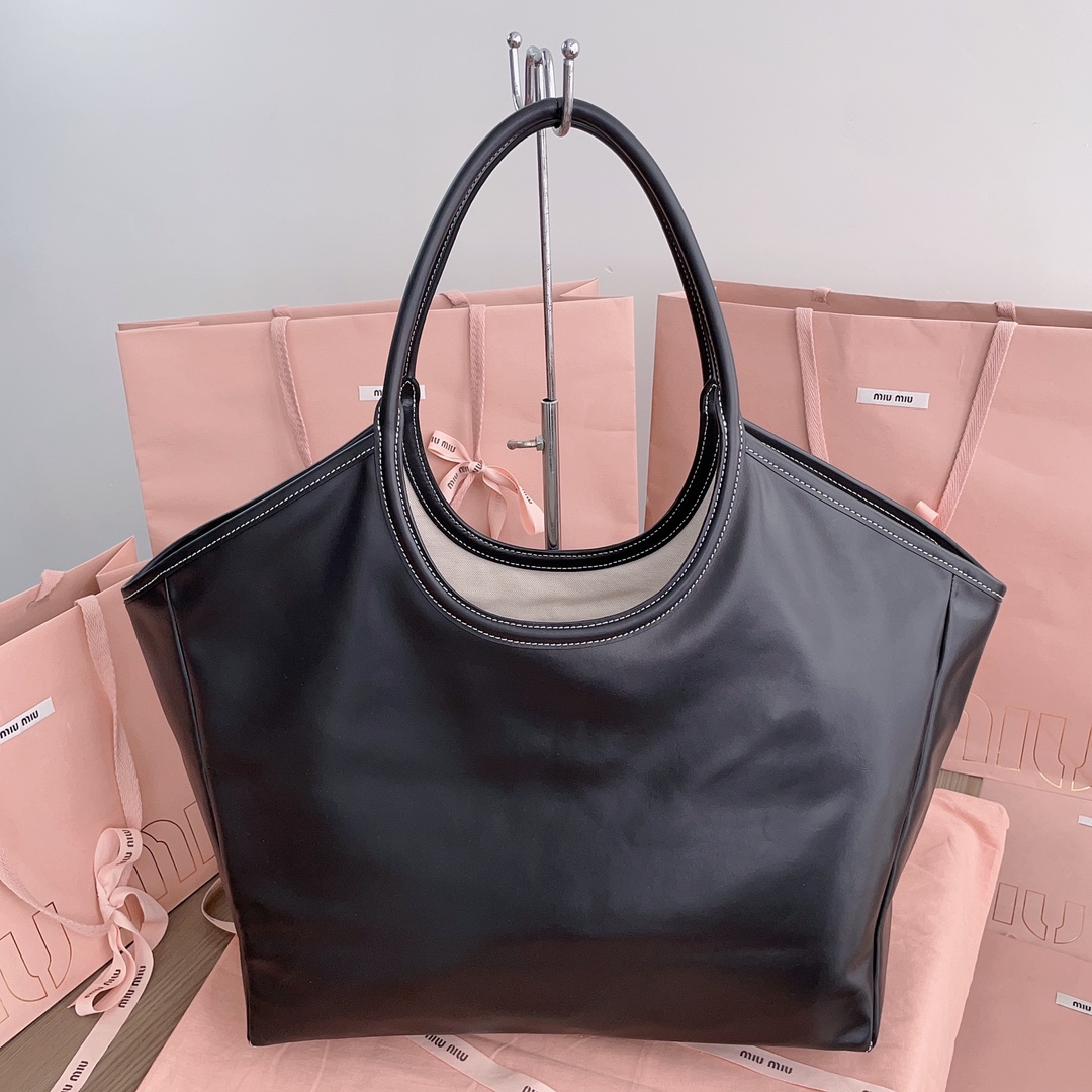 Bagsaaa M1um1u IVY leather bag black - 38x38x18 cm