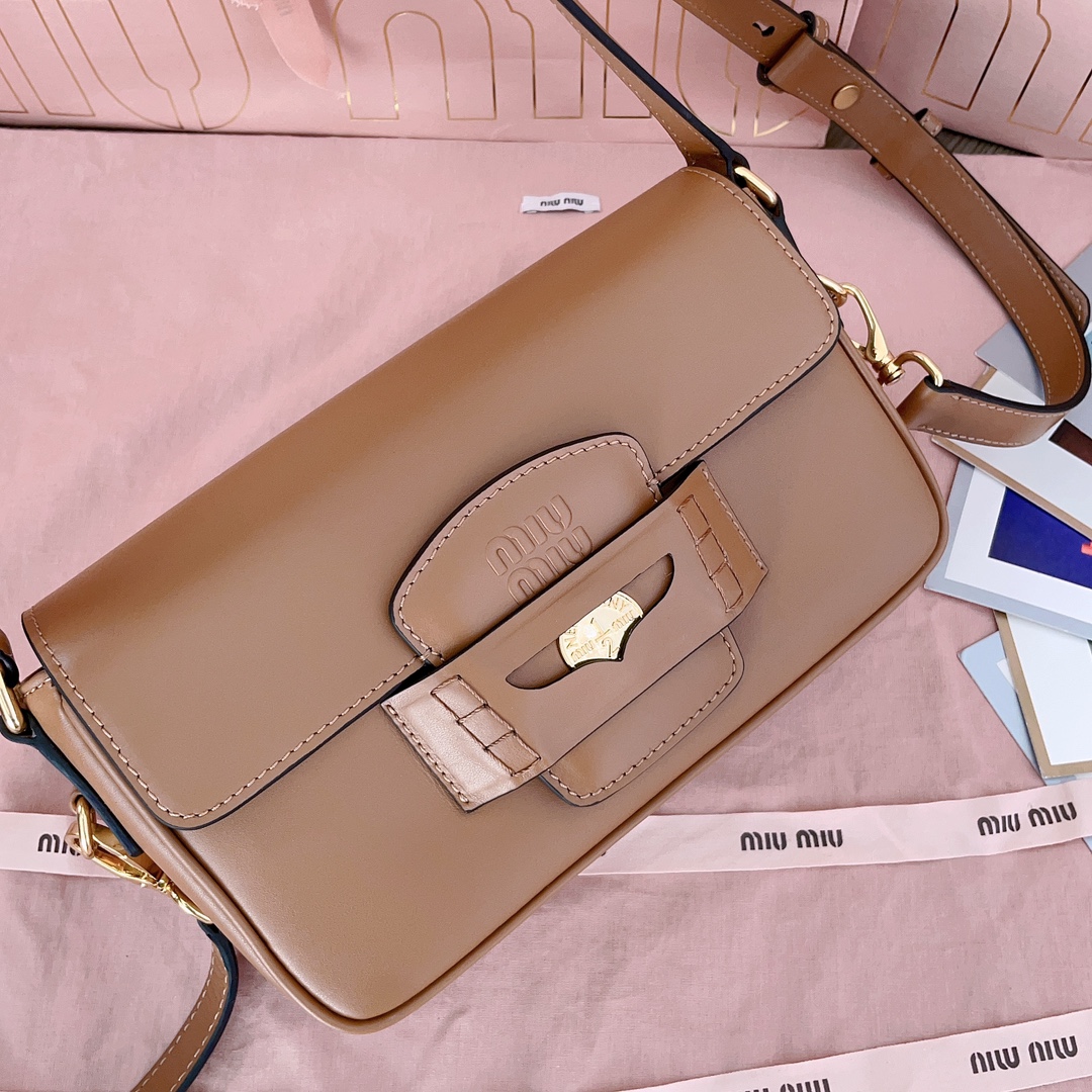 Bagsaaa M1um1u Penny leather bag 5BD270 brown - 23x13.5x5cm