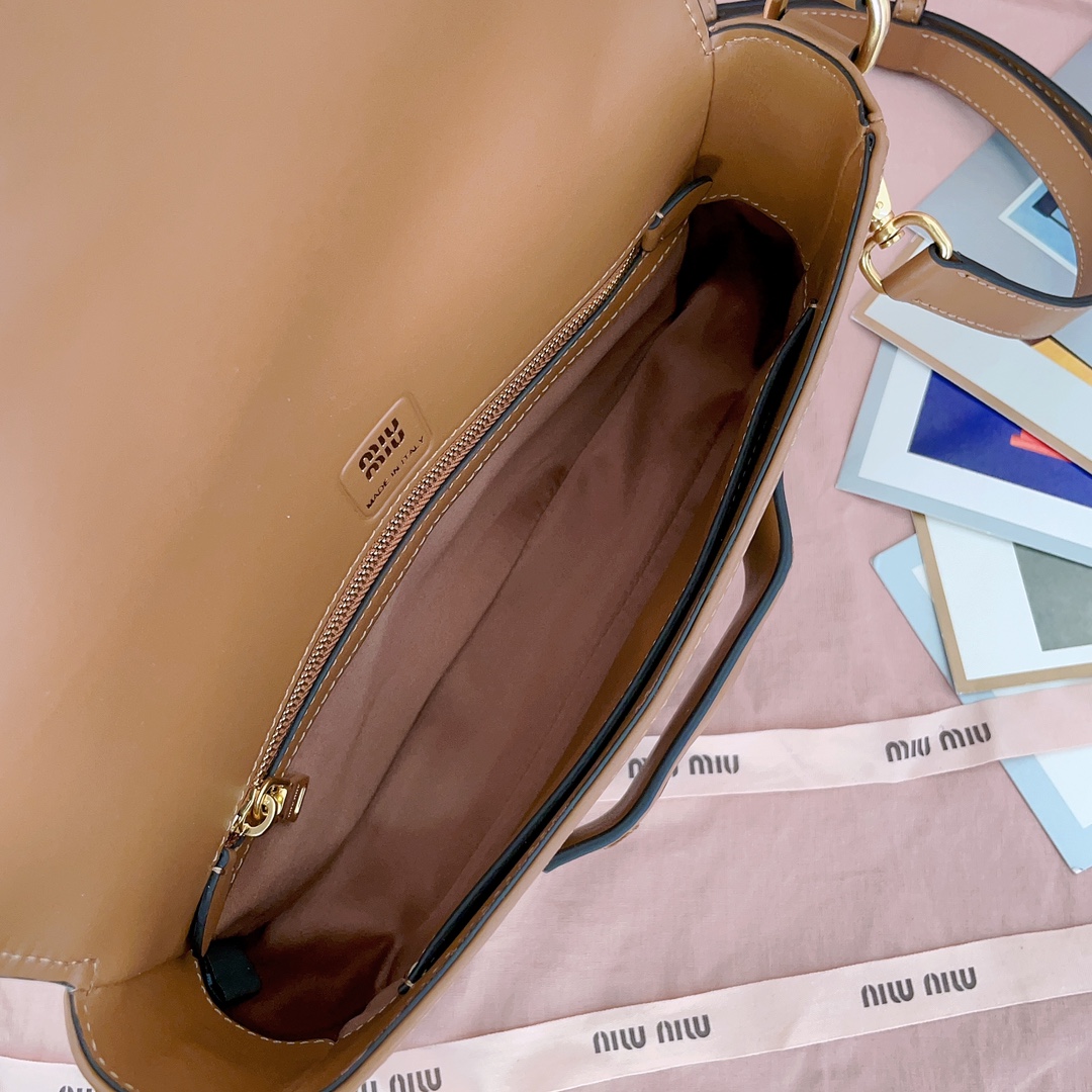 Bagsaaa M1um1u Penny leather bag 5BD270 brown - 23x13.5x5cm