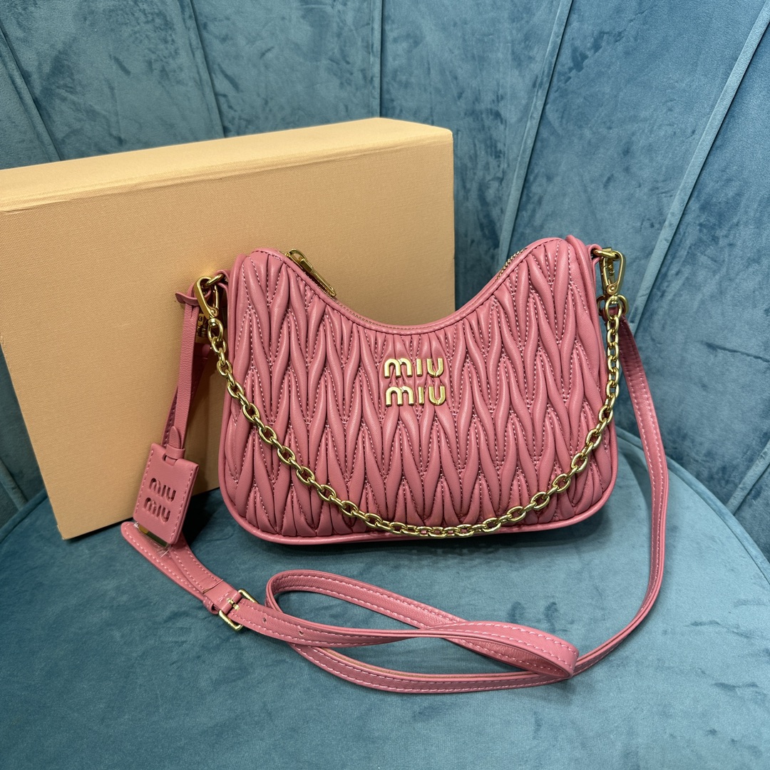 Bagsaaa M1um1u Matelassé nappa leather shoulder bag 5BH211 Pink - 20x17x5 cm