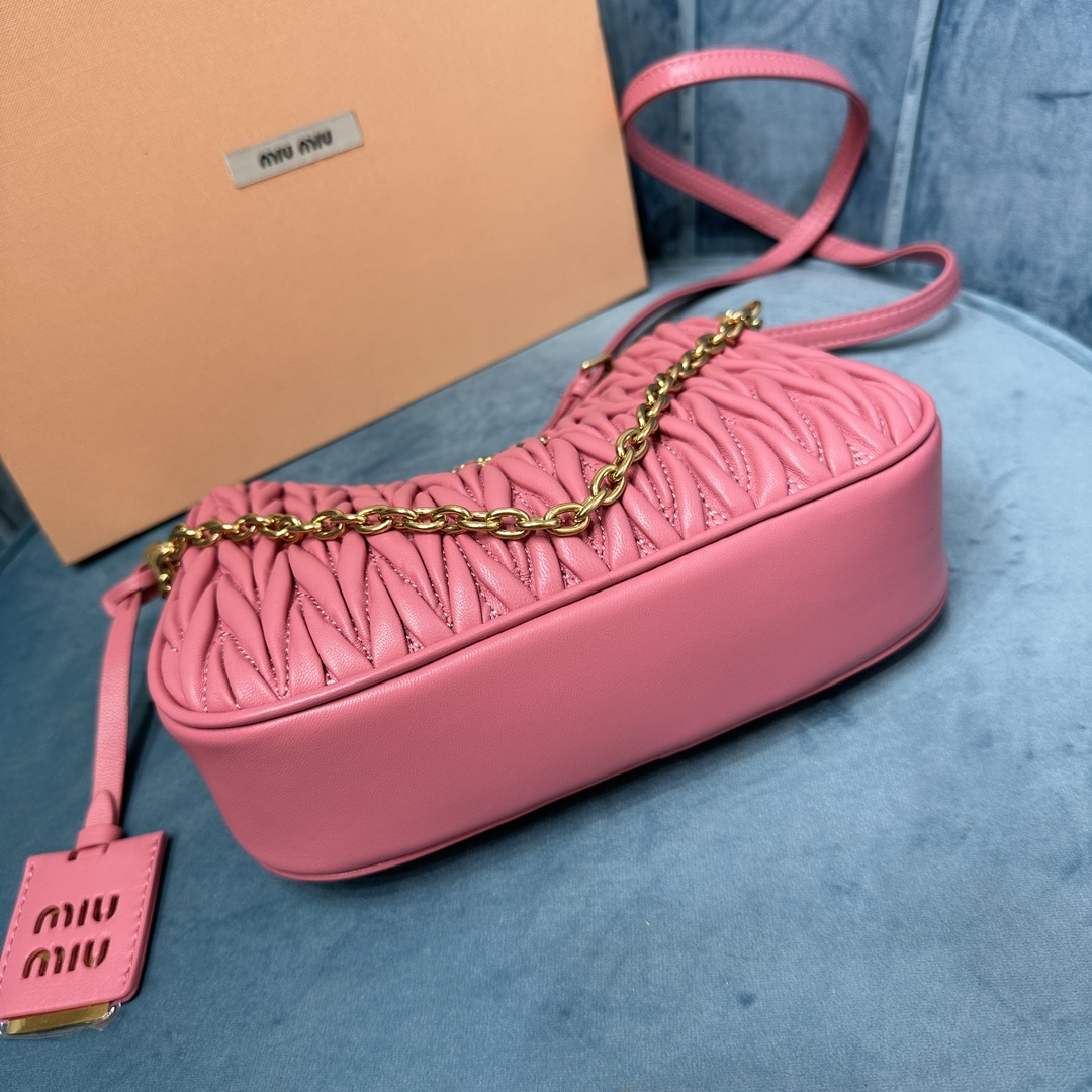 Bagsaaa M1um1u Matelassé nappa leather shoulder bag 5BH211 Pink - 20x17x5 cm
