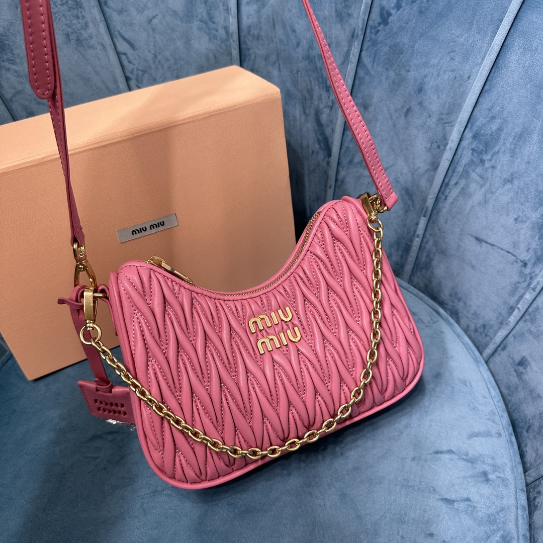 Bagsaaa M1um1u Matelassé nappa leather shoulder bag 5BH211 Pink - 20x17x5 cm