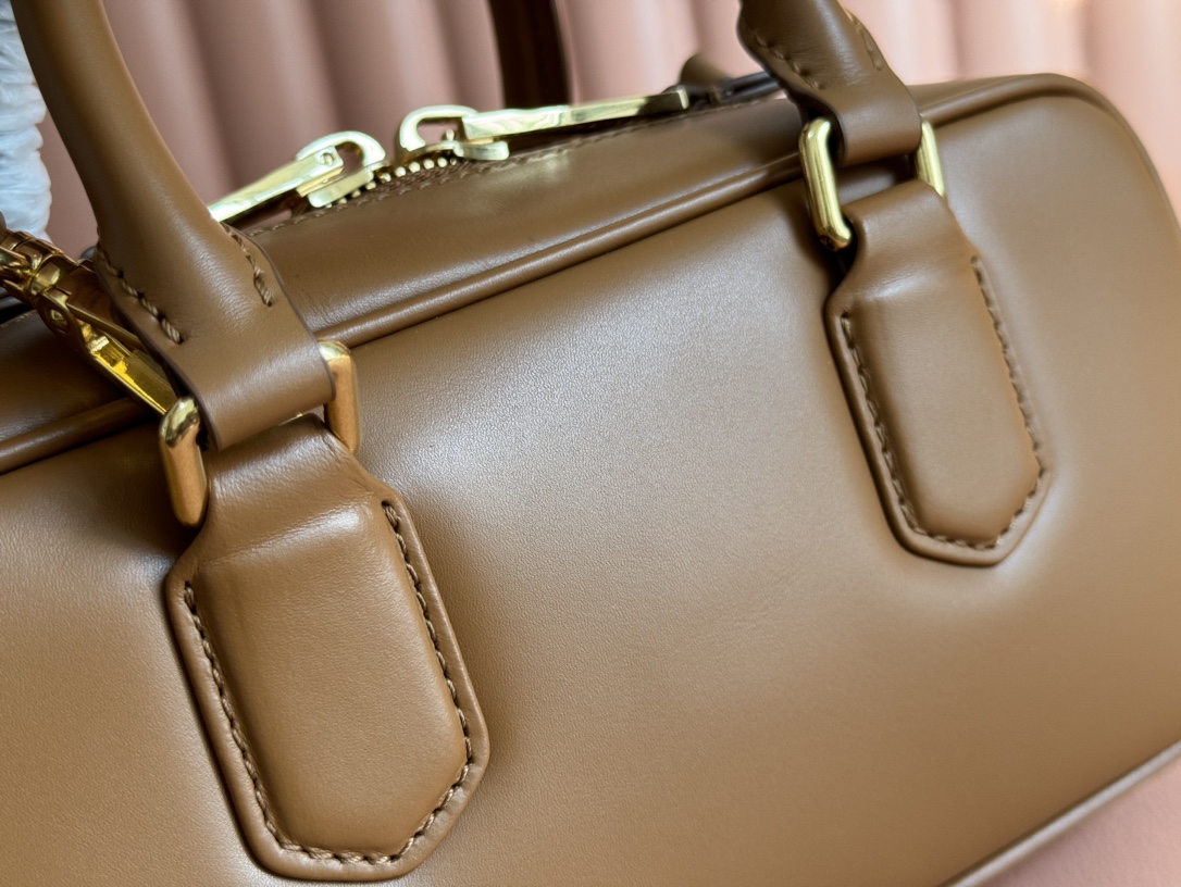 Bagsaaa Miu Miu Arcadie leather bag 5BB142 brown - 22X10.5X7 cm