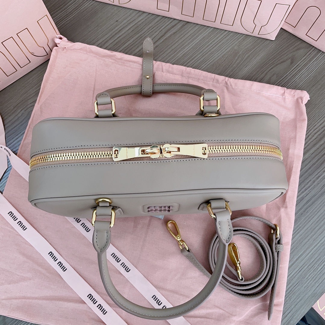 Bagsaaa Miu Miu Large Arcadie leather bag 5BB148 beige - 27X12X9Cm