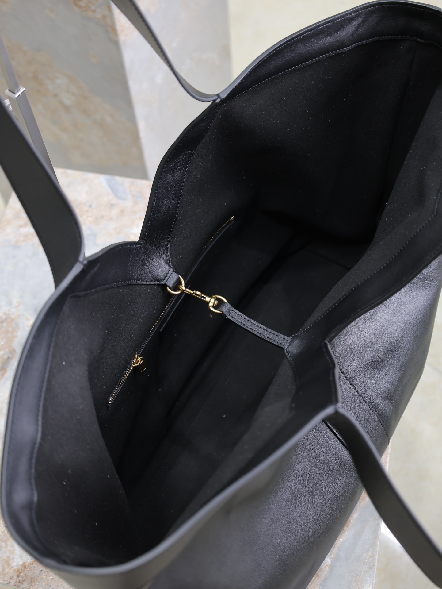 Bagsaaa Y51 Y Tote In Leather Black - 37 X 32 X 27–22 CM