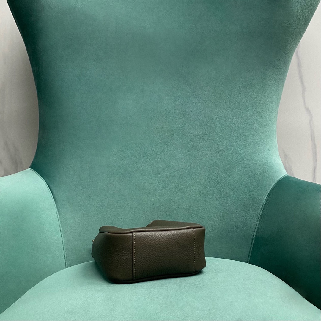 Bagsaaa Y51 LE 5 À 7 S*pple baby in grained leather 809461 dark green - 15x16x7 cm